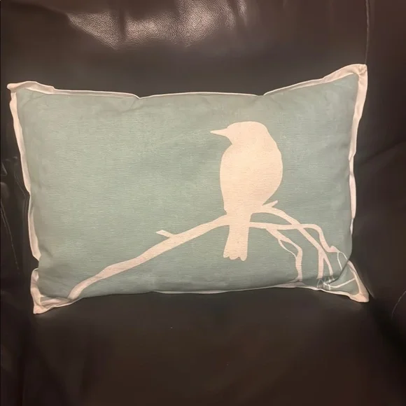 Newport Aqua Pillow with Bird Design - Picture 1 of 3